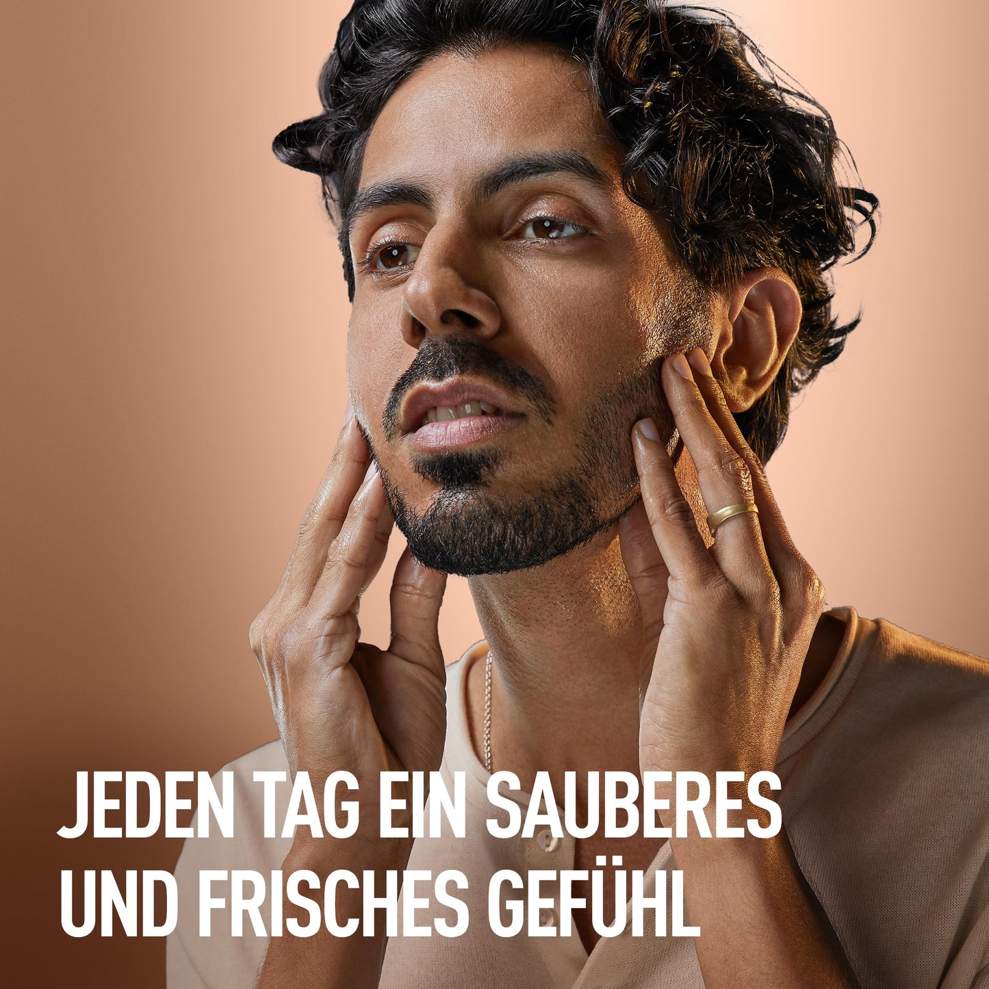 King C. Gillette 3-in-1 Waschgel Männer Bart Gesicht Haare Reinigung Frische Duft 350ml